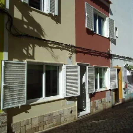 Manuel Terrace House